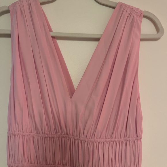 Banana Republic gorgeous dress for any occasion, as it can be dressed up or down - Picture 2 of 3